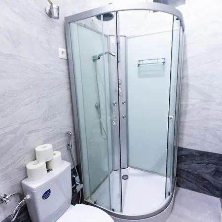Harmony Residency - 4 Bedrooms * Budapest