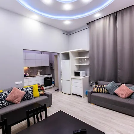 Harmony Residency - 4 Bedrooms Apartment *