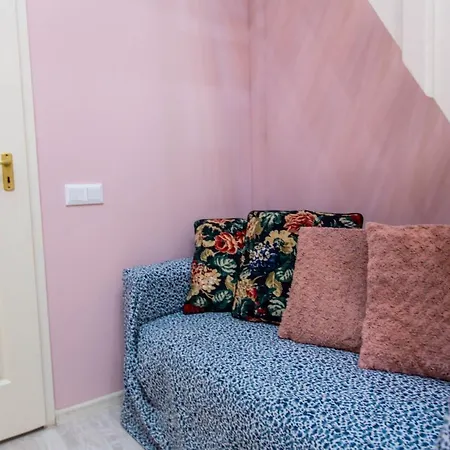 Harmony Residency - 4 Bedrooms Apartment Budapest