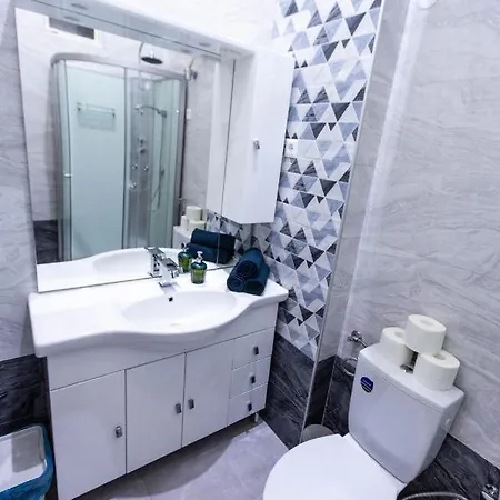Harmony Residency - 4 Bedrooms * Budapest